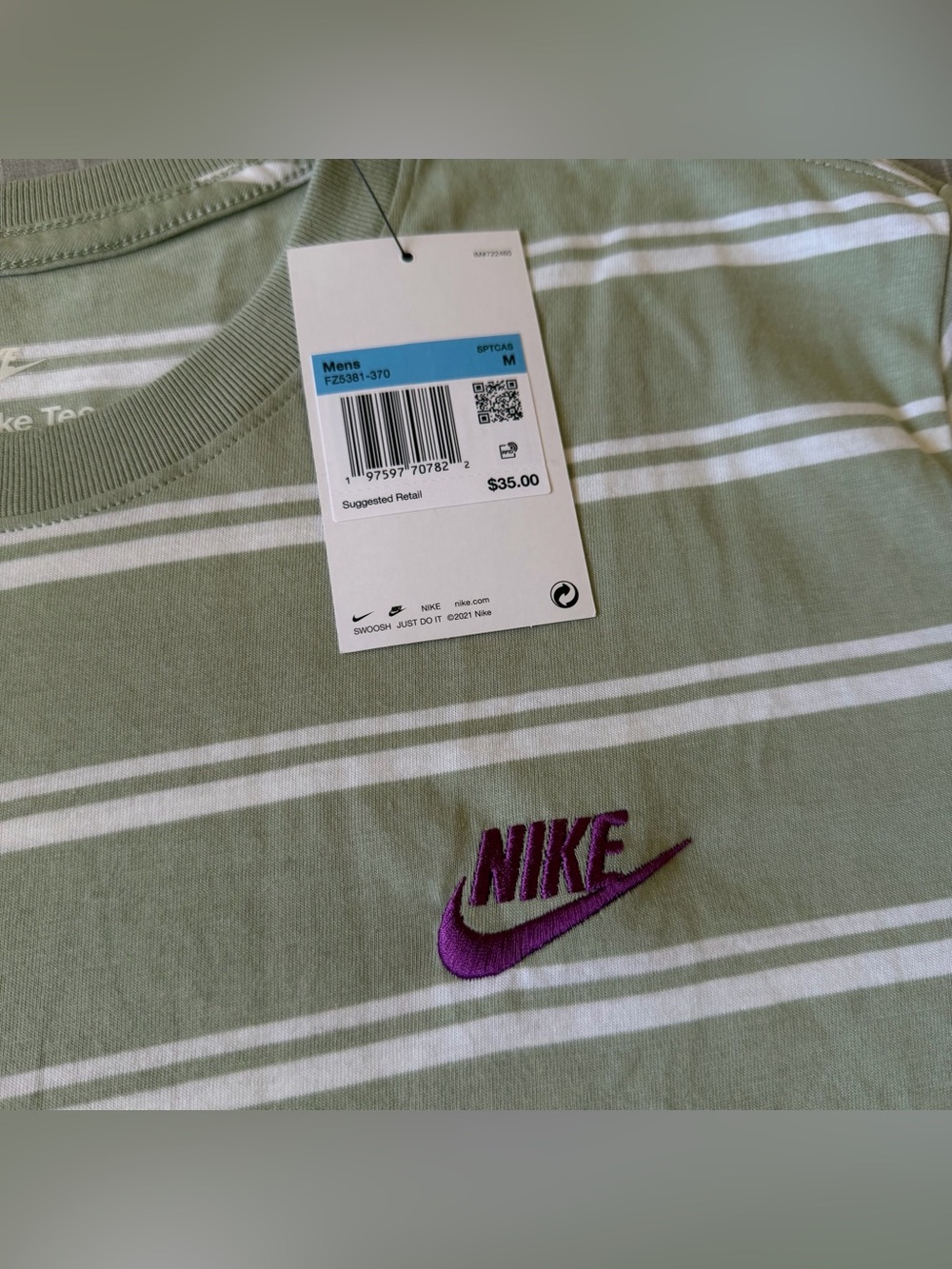 Nike The Nike Tee Striped Green/White Short Sleeve NWT
